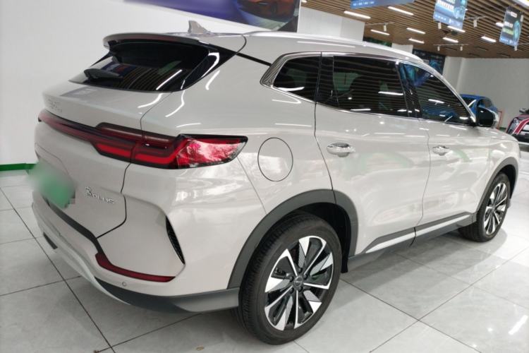 Used BYD Song PLUS New Energy 2025 EV 520km Luxury Version
