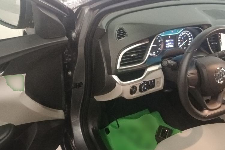 Used Buick GT 2018 15T Manual Entry-Level Version China V Standard Driver Seat