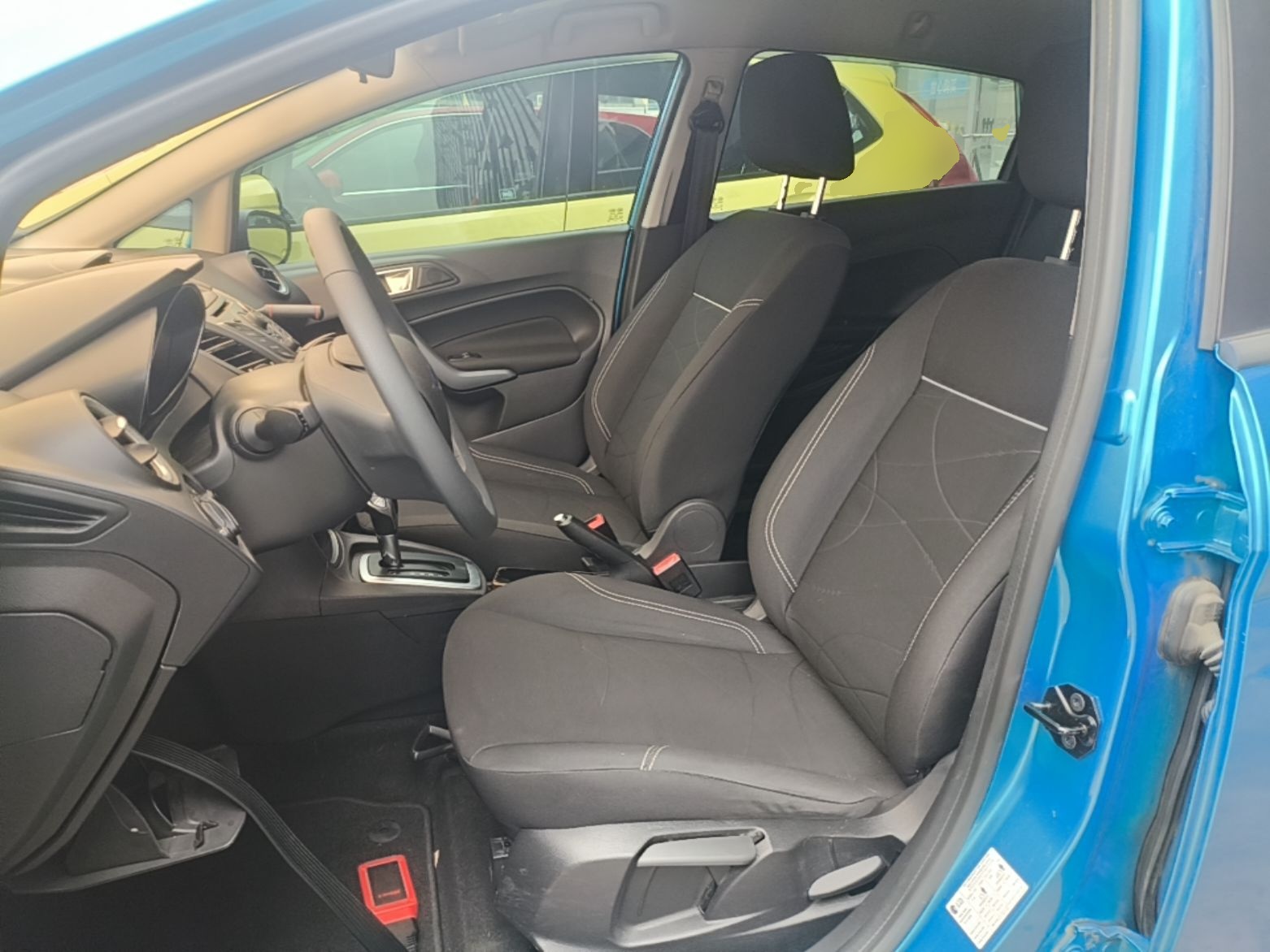 Avant de la voiture