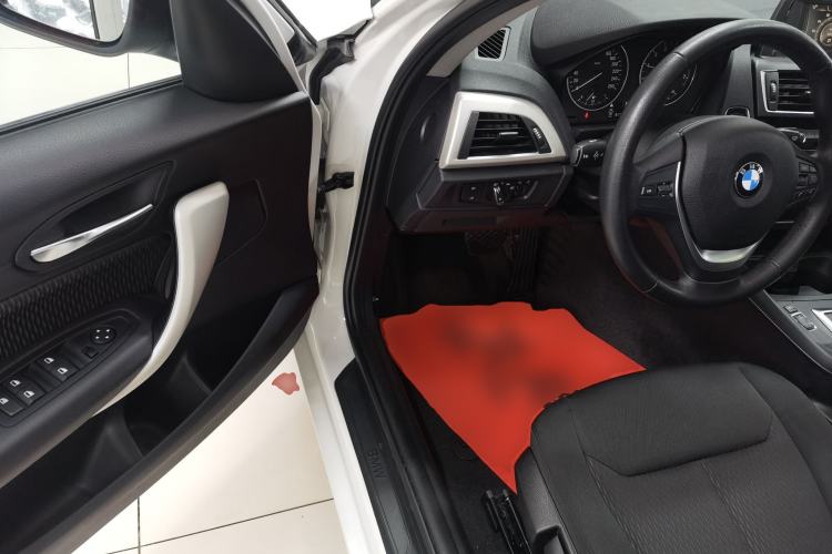 Used BMW 1 Series 2016 118i Urban Design Package Driver Seat