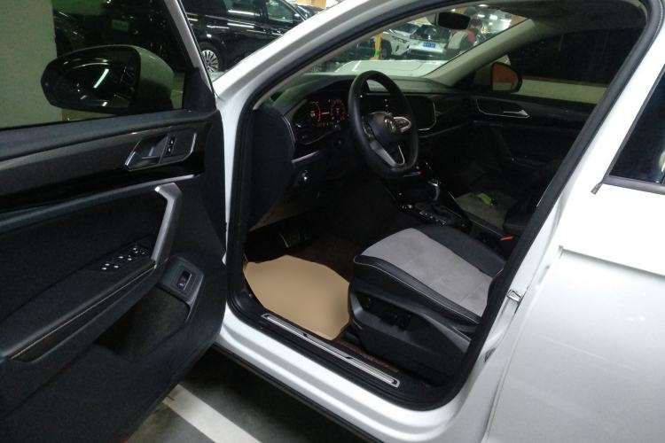 Used Volkswagen Tayron X 2020 330TSI Two-Wheel Drive Luxury Smart Connectivity Version
