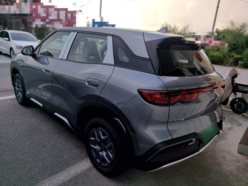 Used BYD Yuan UP 2025 Model 301KM Leading Version — 4