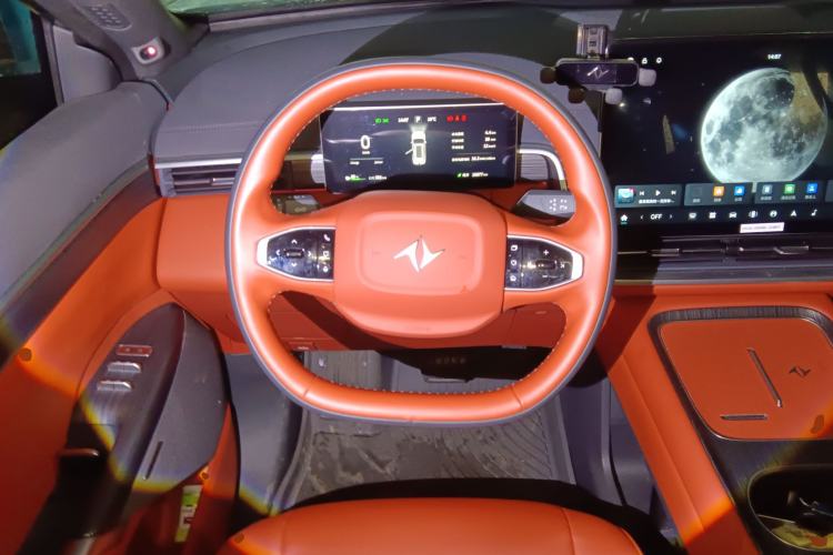 Used Dongfeng eπ eπ008 2024 636Max All-Electric Version 6 Seats