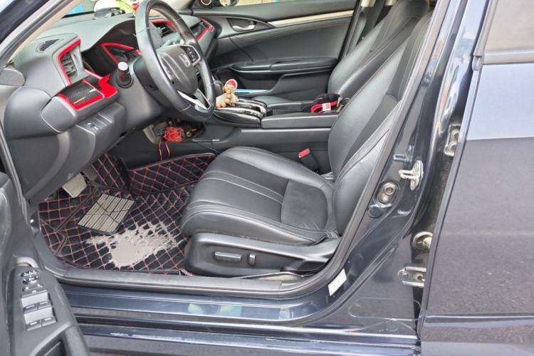 Used Honda Civic 2016 220TURBO CVT Prestige Edition
