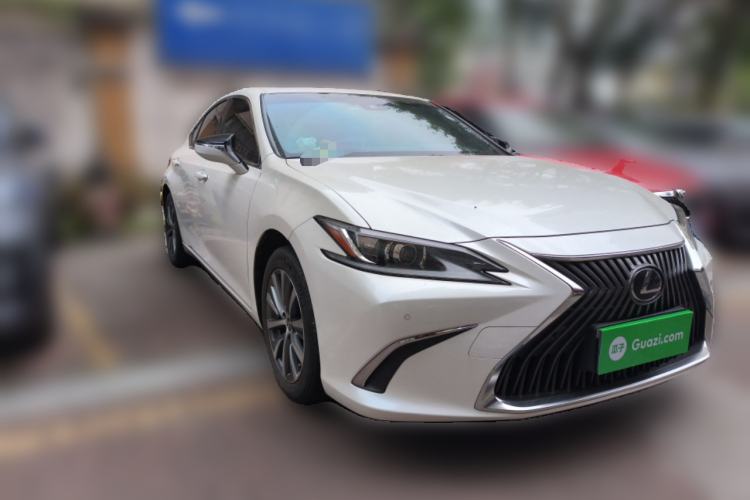 Used Lexus ES 2020 200 Excellence Edition