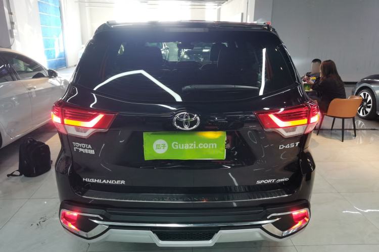 Used Toyota Highlander 2018 2.0T Four-Wheel Drive Luxury Edition 7 Seats China V Emission Standard
