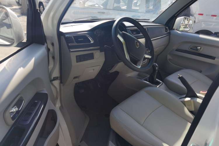 Used Jinbei New Hiace X30L CNG 2018 1.5L Wealth Edition Natural Gas Vehicle Passenger Bus SWFC15