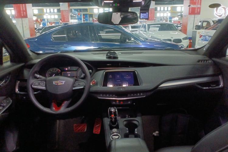 Used Cadillac XT4 2020 28T Two-Wheel-Drive Leading Version