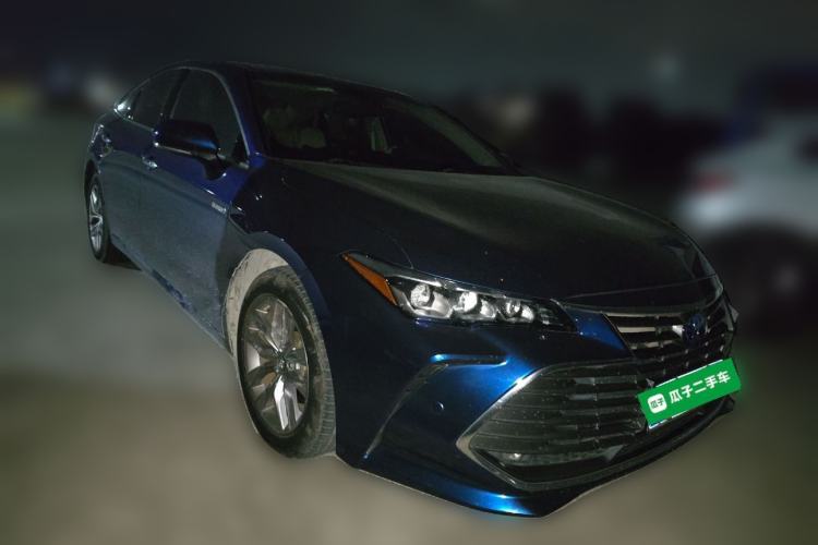Used Toyota Avalon 2019 Dual-Engine 2.5L Luxury Edition China VI Standard