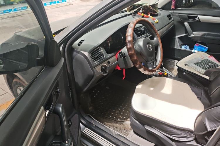 Used Volkswagen Lavida 2013 1.4TSI DSG Comfort Edition Driver Seat