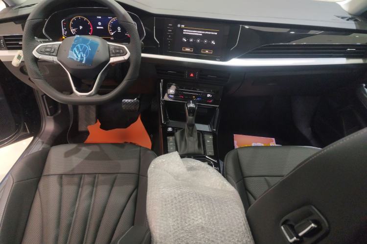 Used Volkswagen Passat 2026 Model, Outstanding 380TSI Xingkong Longteng Edition
