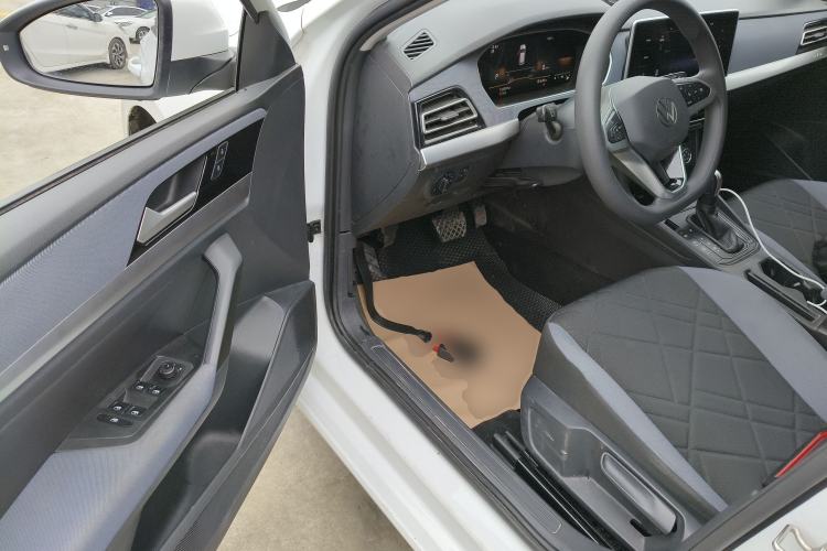 Used Volkswagen Lavida 2023 1.5L Automatic De Yi Edition Driver Seat