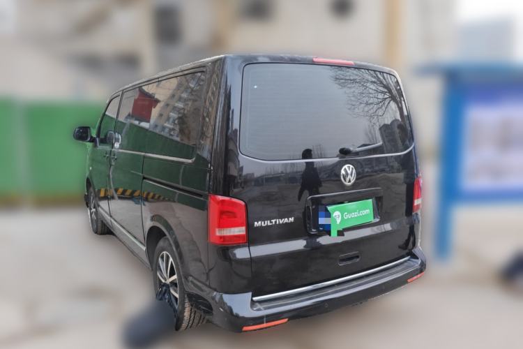 Used Volkswagen Multivan 2012 2.0 TSI Two-Wheel-Drive Luxury Edition