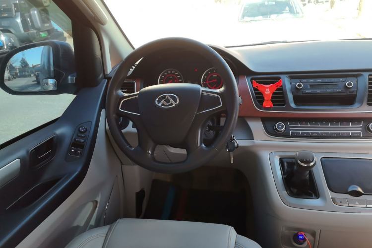 Used SAIC MAXUS G10 2016 2.0T Manual Elite Edition
