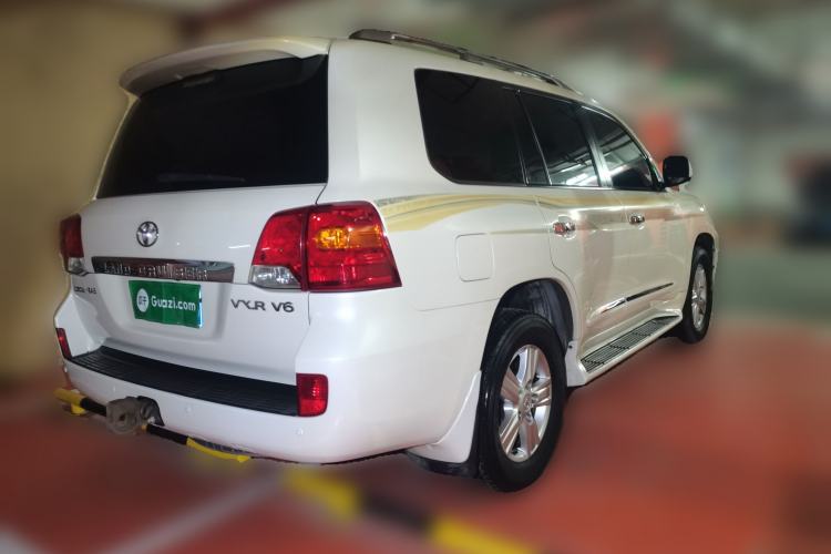 Used Toyota Land Cruiser 2015 4.6L V8 Middle East Limited Edition
