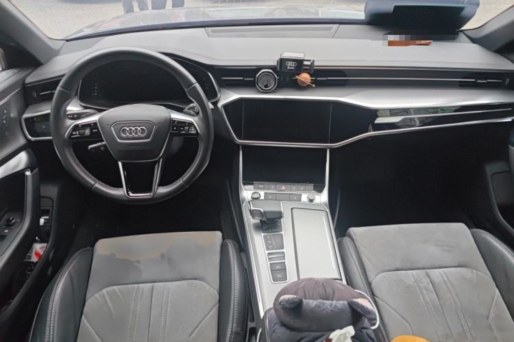 Used Audi A6L 2021 45 TFSI Prestige Dynamic Edition Center Console