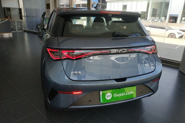 Used BYD Dolphin 2025 Intelligent Driving Version 410 km Fashion Edition
