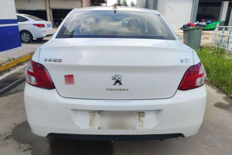 Used Peugeot 301 2014 1.6L Manual Comfort Edition

