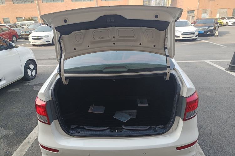 Used Kia K2 2015 Sedan 1.4L Automatic GLS
