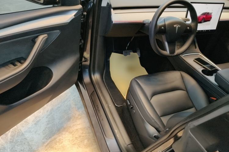 Used Tesla Model Y 2024 Rear-Wheel-Drive Version