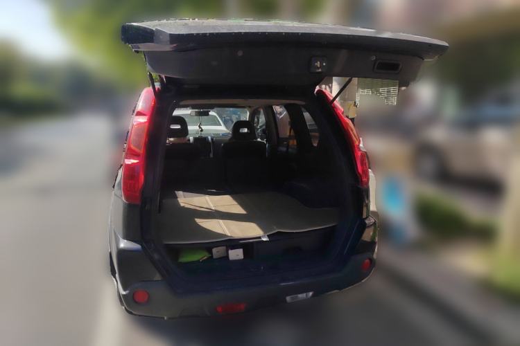 Used Nissan X-Trail 2010 2.5L CVT Luxury Edition 4WD
