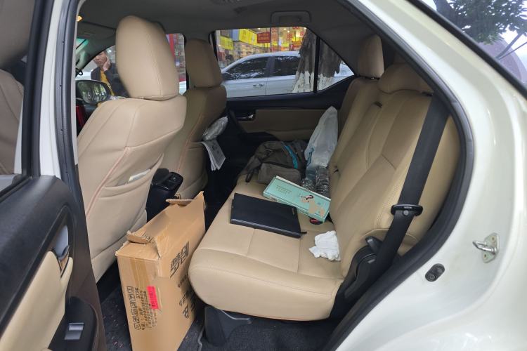 Used Toyota Fortuner 2016 2.7L Middle East Version Left Rear Seat
