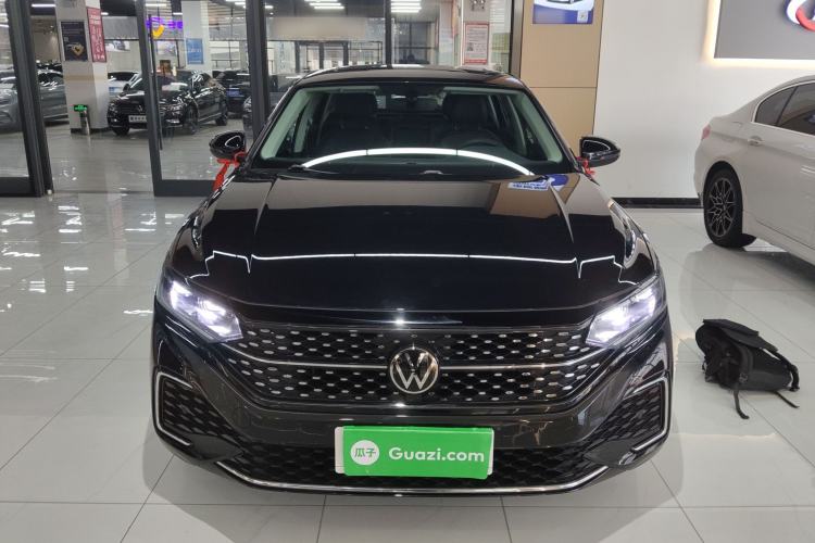 Used Volkswagen Passat 2023 Revised 330TSI Starry Elite Edition Front