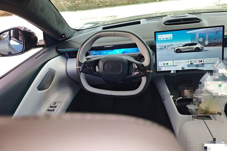 Used Lynk & Co Z10 2025 95 kWh 702 km All-Wheel Drive Intelligent Driving Ultra