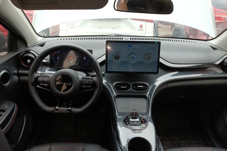 Used BYD e2 2023 Luxury Model Center Console