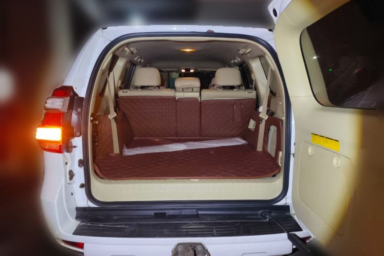 Used Toyota Prado  Trunk