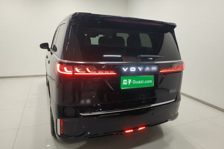 Used VOYAH Dream 2025 PHEV Four-Wheel Drive Prestige Kunpeng Edition