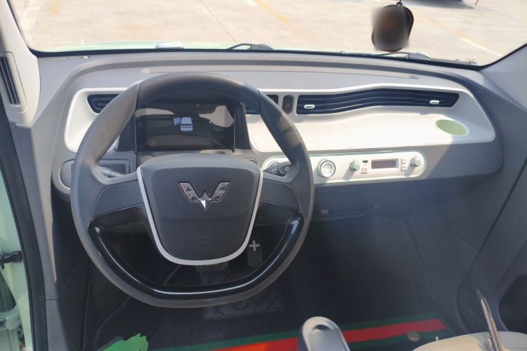 Used Wuling Hongguang MINIEV 2021 Macaron Premium Model – Lithium Iron Phosphate
