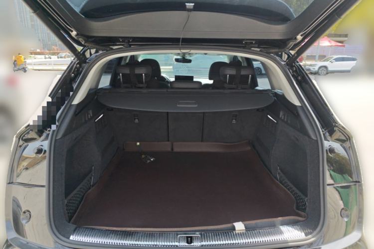 Used Audi Q5L 2023 40T Fashionable and Dynamic Edition
