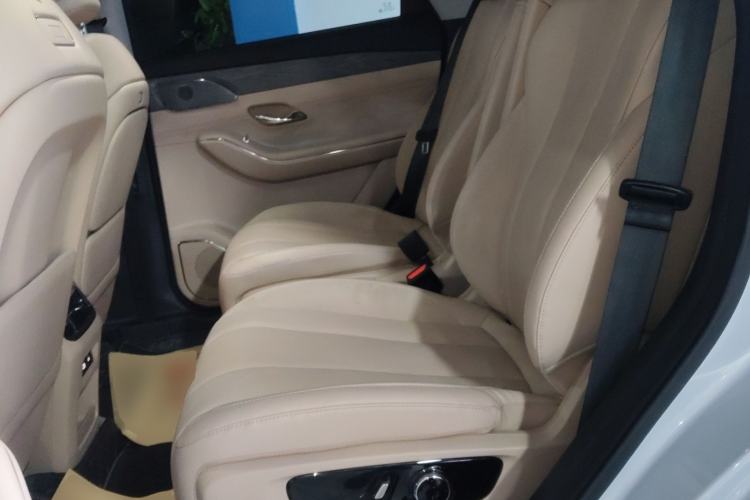 Used JETOUR Shanhai L9 2025 1.5TD 2DHT Flagship Edition 6 Seats
