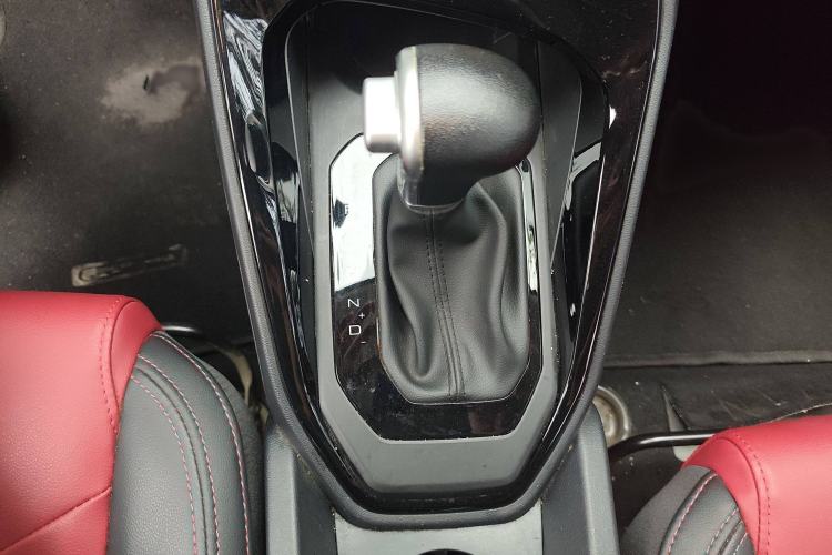 Used Haval H2s 2018 Blue Label 1.5T Dual-Clutch Fashion Edition