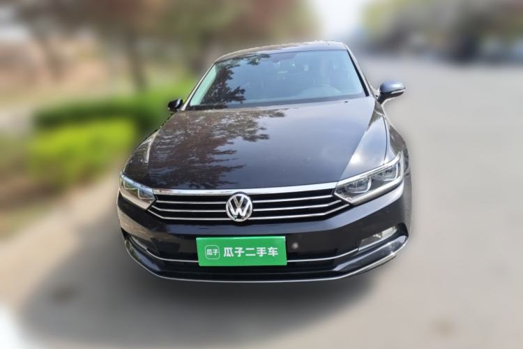 Used Volkswagen Magotan 2017 330TSI DSG Luxury Model Front