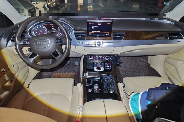 Used Audi A8 2014 A8L 45 TFSI quattro Comfort model
