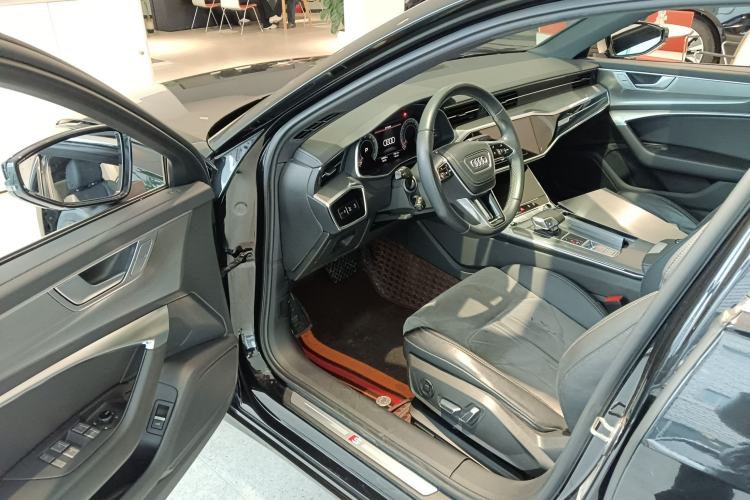 Used Audi A6L 2023 Revised 40 TFSI Luxury Dynamic Edition
