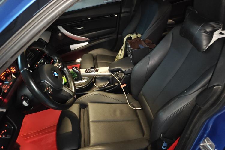 Used BMW 3 Series GT 2018 320i M Sport Edition Left Front Seat