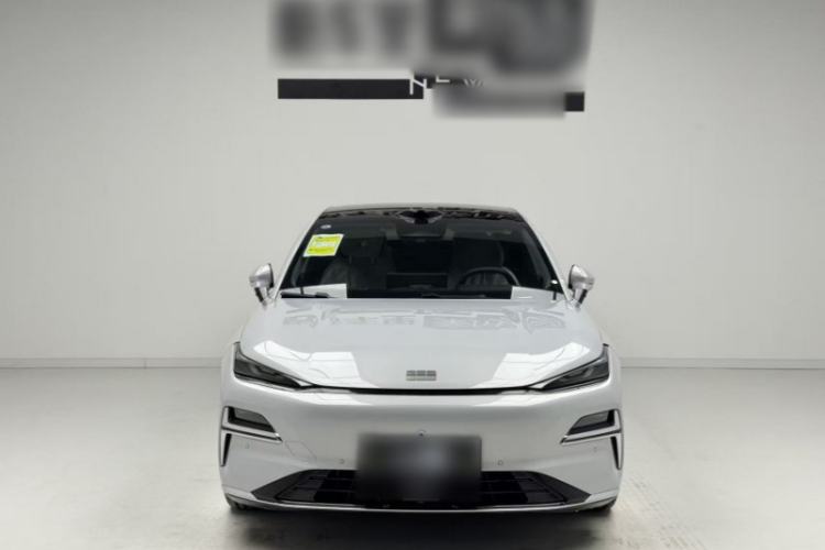 Used Geely Galaxy 8 2025 130km EM-P Starship Edition Exterior 2