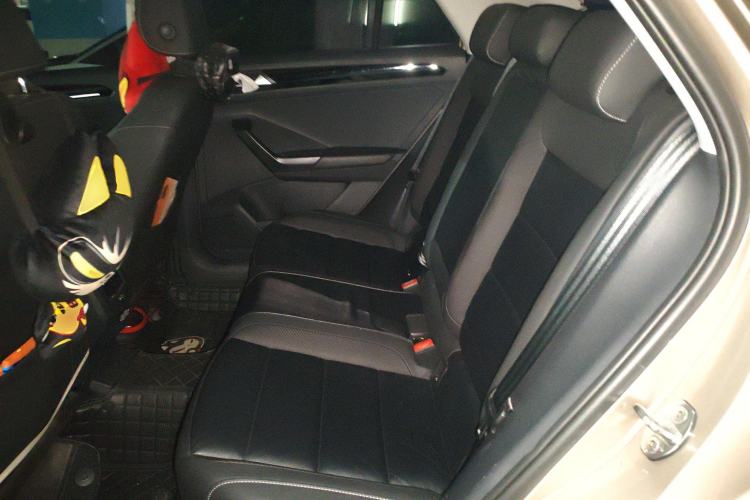 Used Volkswagen T-ROC 2020 280TSI DSG Two-Wheel Drive Comfort Version