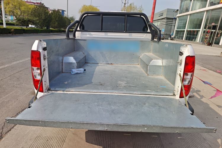 Used JMC Baodian 2022 2.5T Diesel Two-Wheel-Drive Comfort Edition Standard Wheelbase JX4D25A6L
