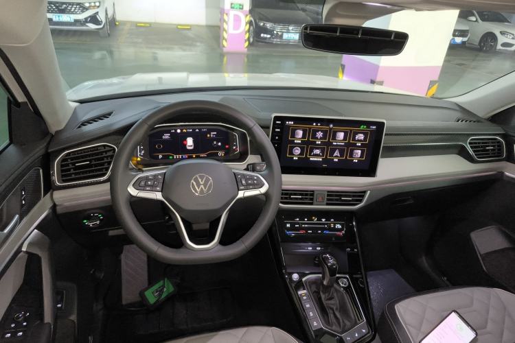 Used Volkswagen Tayron 2023 280TSI Two-Wheel-Drive Luxury Plus Advanced Version