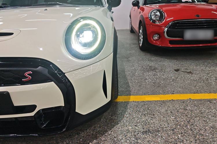 Used MINI MINI 2022 2.0T COOPER S Artist Five-Door Edition