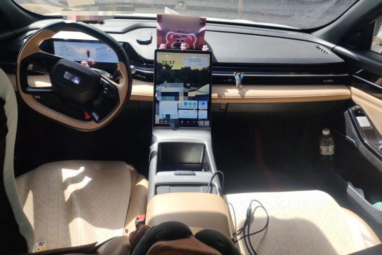 Used Geely Galaxy L6 2023 125km PLUS Center Console