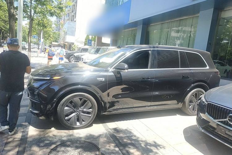 Used Li Auto L9 2023 Pro Model
