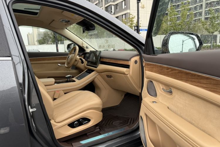 Used Hima AITO M7 2024 1.5T Intelligent Driving Rear-Drive Max Edition 6 Seats Interior 4
