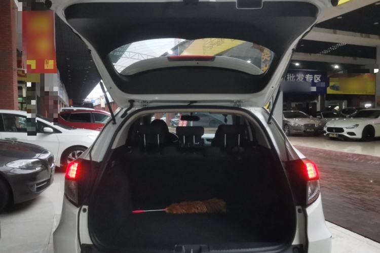 Used Honda Vezel 2020 220 TURBO CVT Elite Edition Trunk