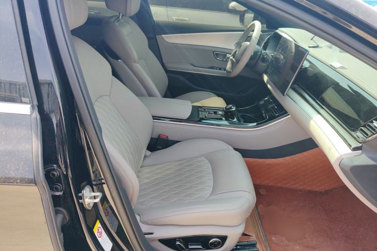 Used BYD Han 2025 DM-i 125KM Prestige Model
