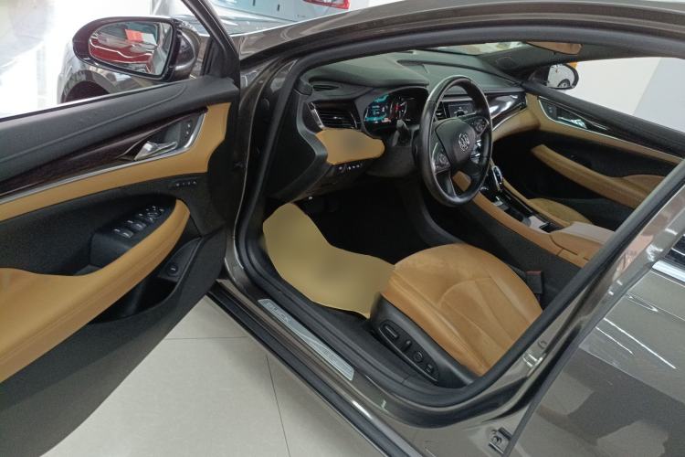 Used Buick LaCrosse 2018 20T Luxury Model
